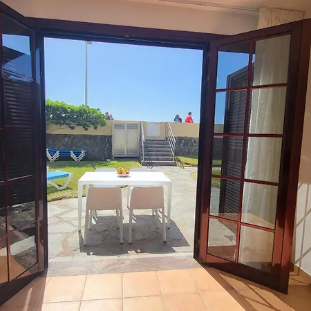 Holiday home Ciaboga Front Line By Canariasgetaway *